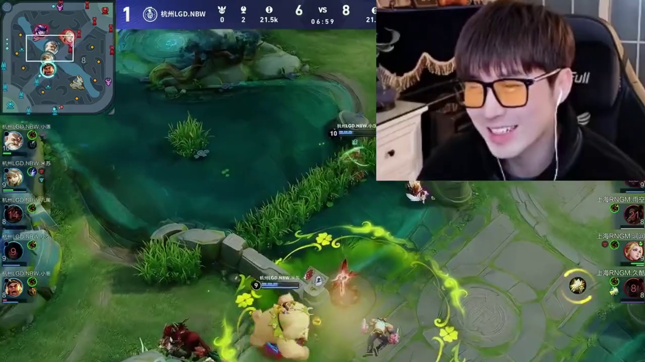 黄教练理性分析小白熊事件，直言还是小白熊自己不够强，机会人人平等，不够强就要坦然面对争议，主播惊喜夜