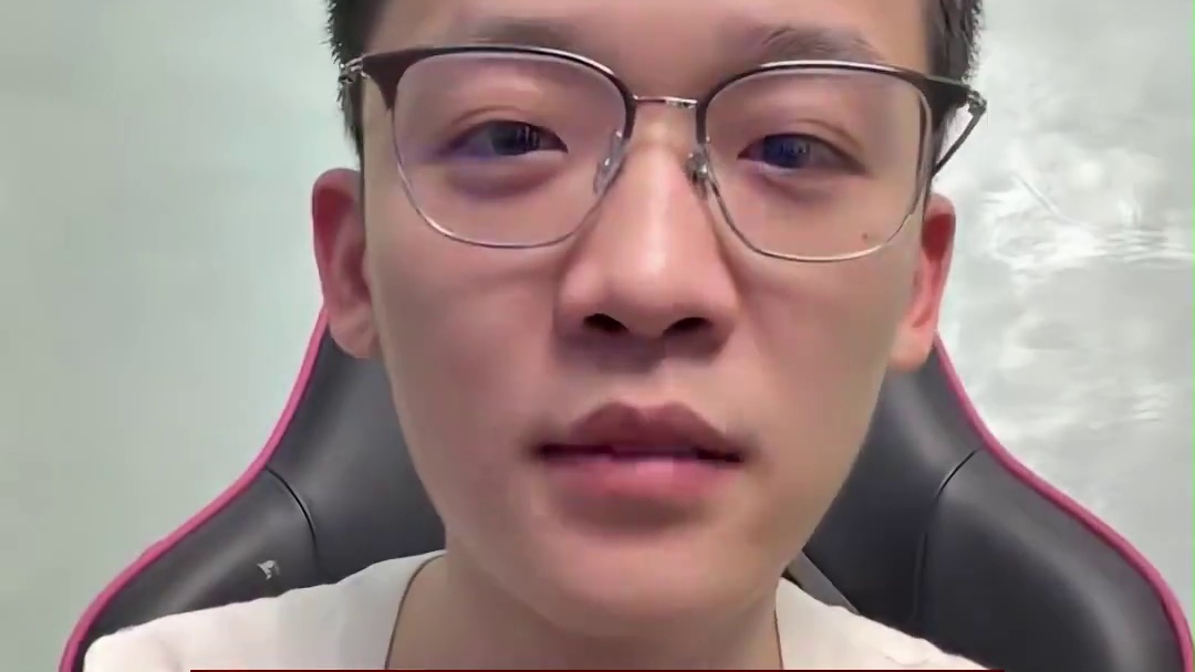 义父义母们投投票吧，主播真的很想用上33保险箱