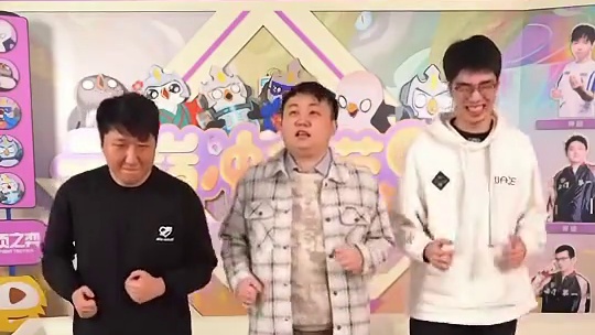 云巅节奏挑战图图、嘟嘟、苍山冲刺营现场加练！减肥不能停