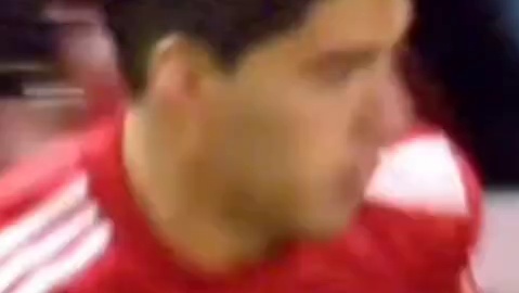 利物浦在开场先丢一球，新援进球逆转