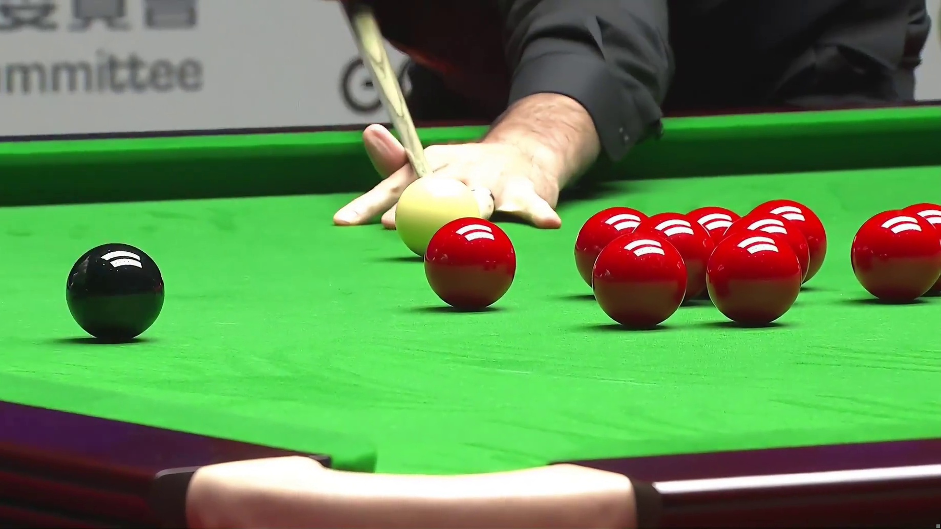 世界大奖赛，奥沙利文上演极限翻袋燃爆全场