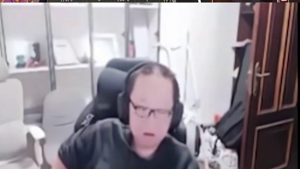 11苏和阿旭险些完成逆天残局，太可惜了直拍桌子！