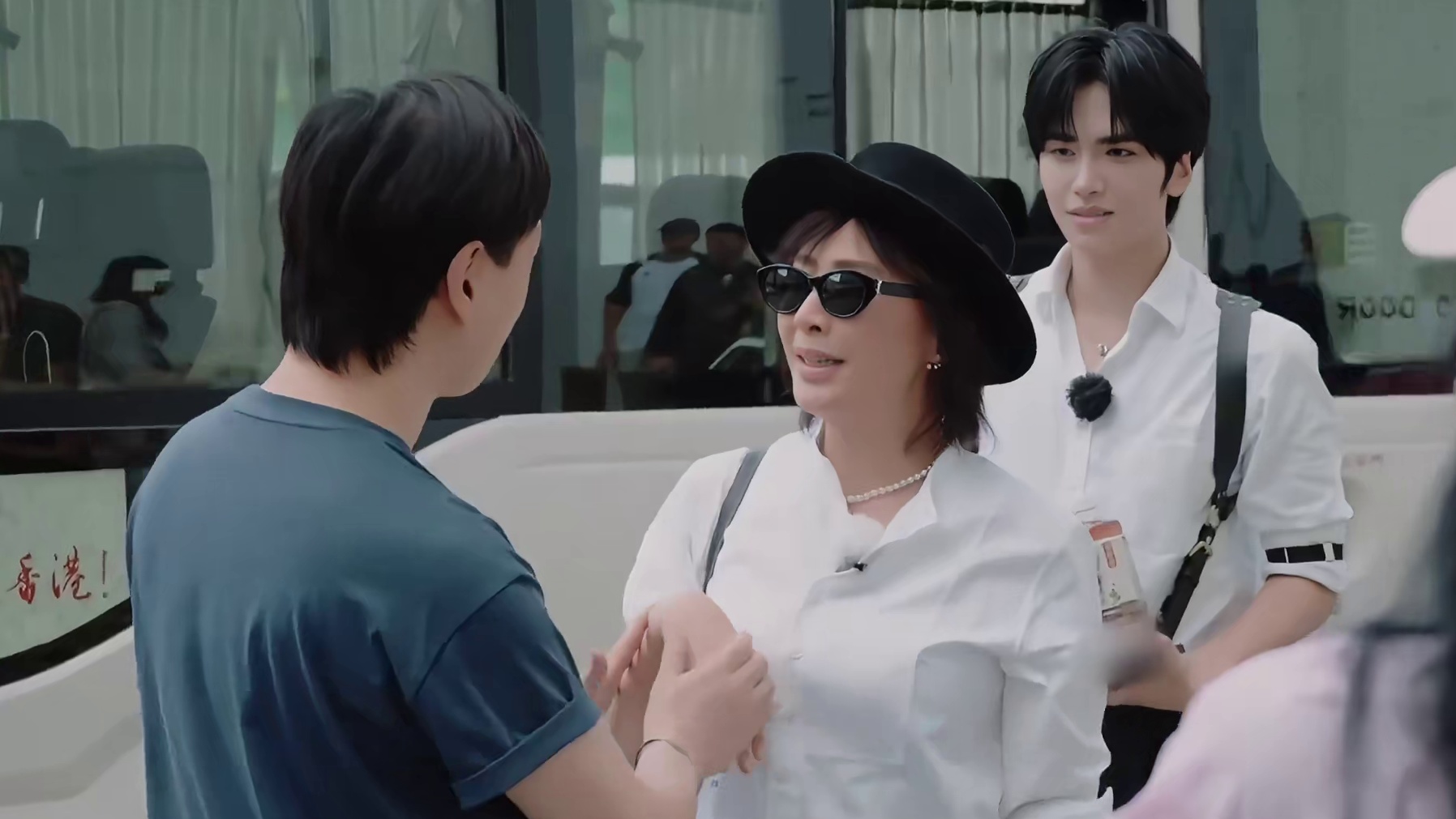 七十岁刘晓庆时尚亮相节目，其精神风貌令人赞叹不已