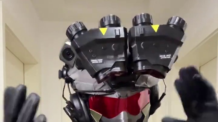 哦真的太糟糕，跟踪又被发现了覆面