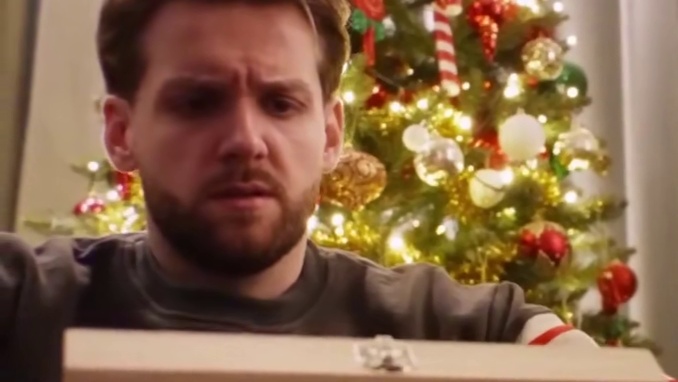 猎鹰整活小短片这下真爆了