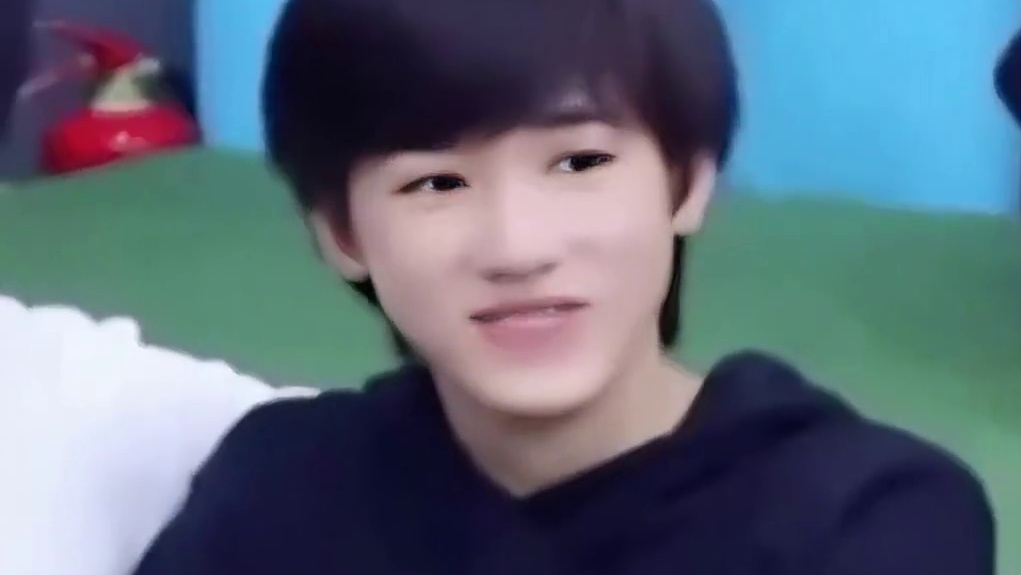 俩人随时随地演小品