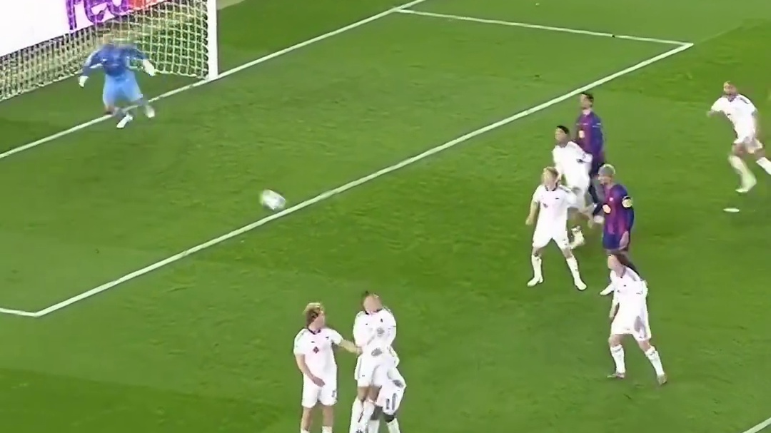 兄弟，你这是什么样子任意球？