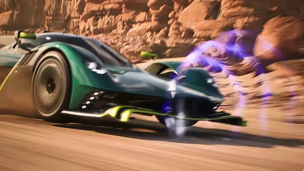 跃马开年，集结迎春！全新版本「道具乱斗」今日上线！ 新春狂飙，一触即发！3台传奇赛车15000钻