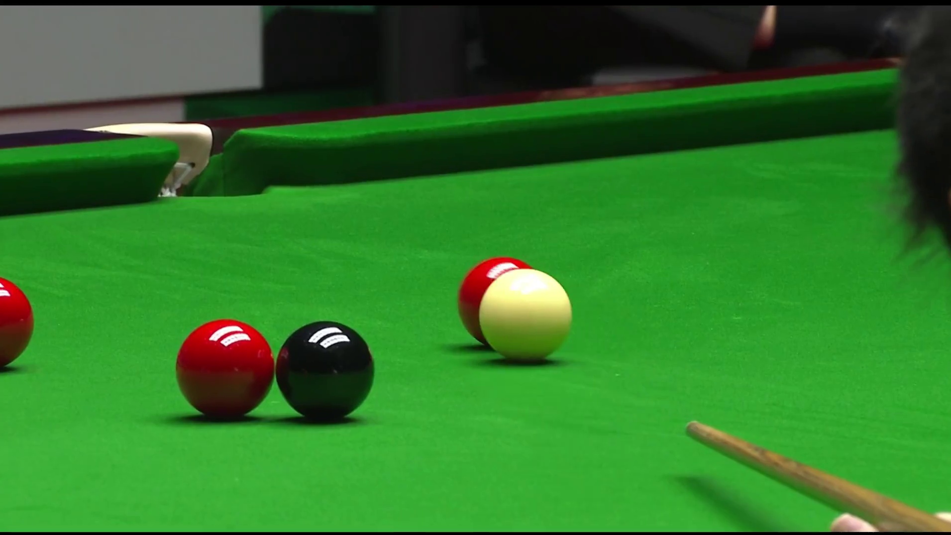 4比4决胜局来了！赵心童闪电三连鞭横扫塞尔比，组合球霸气破百