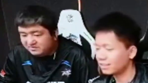 念旧说现在比赛强度太低了，EDG新人鹰眼23杀就能拿下胜利，S19自己鹰眼29杀都进不了加时