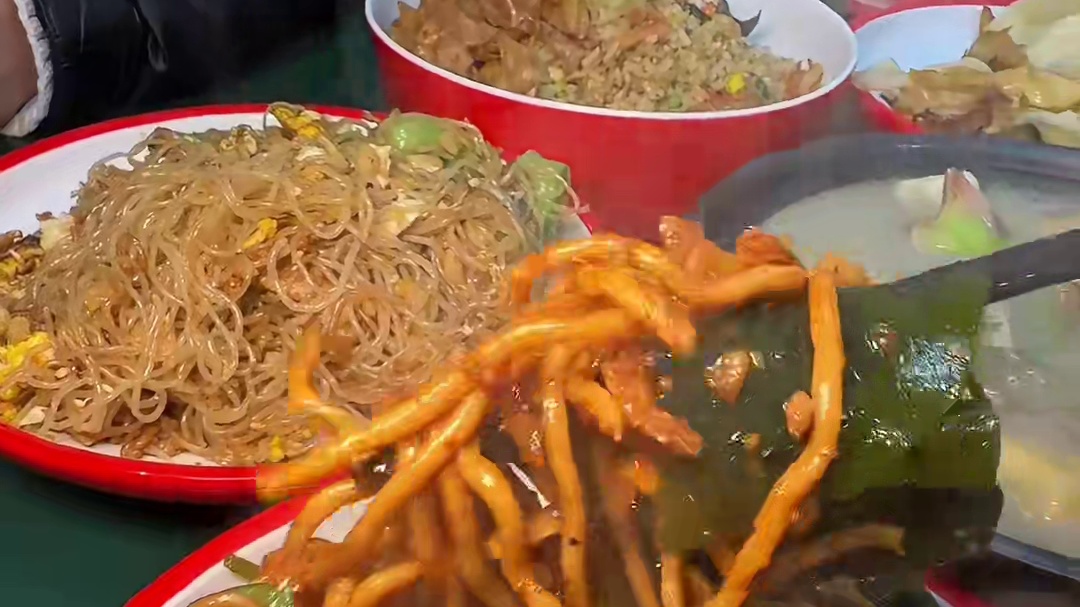 芜湖30年前的胖妈老鸭汤 算是最早的一批老鸭汤了吧？