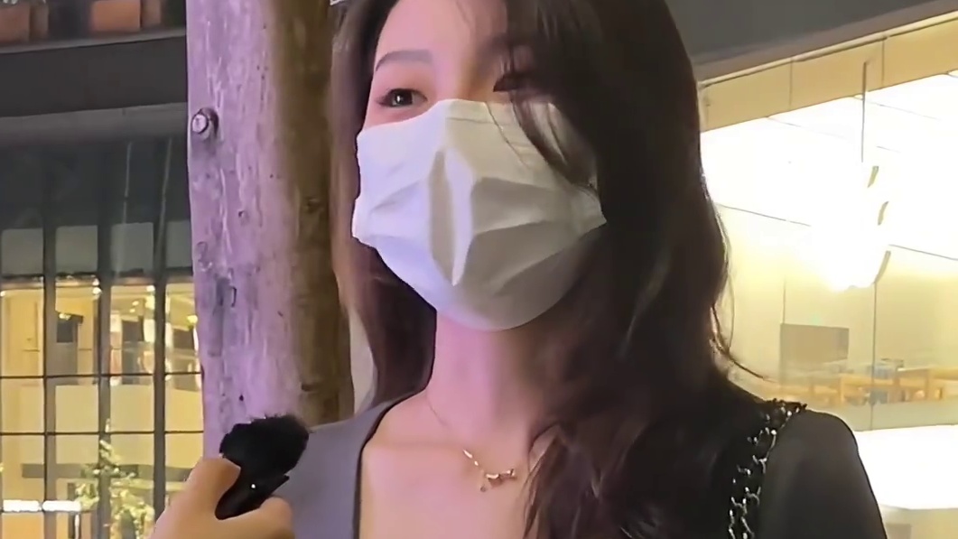 小小内向的小姐姐对爱情有什么看法