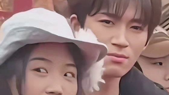 被王星越痛失艺名的反应笑死了