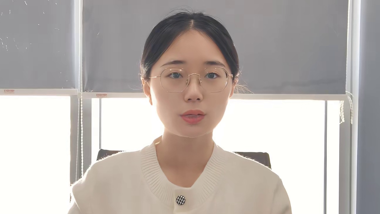 一板多显 芯随屏动：飞腾主板赋能智慧教育与多屏交互