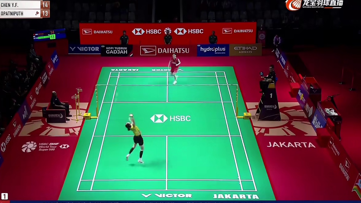 陈雨菲印尼大师赛斩获赛季首冠 关键分顶住反扑压力，直落两局零封对手，稳稳摘下赛季首冠，国羽一姐气场拉