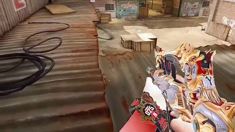 冲锋枪贴脸扫射，近距离无解压制