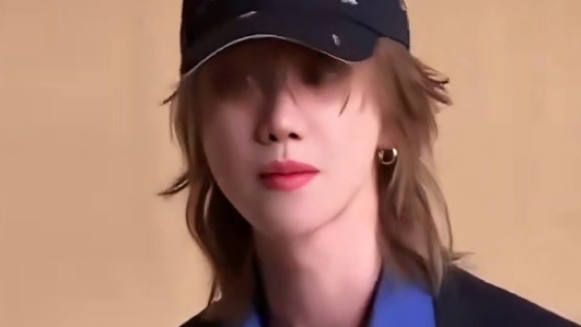 家人们！徐明浩又在偷偷给内娱长脸了！
别人发ig是分享日常，他发三条直接干出360万美元媒体价值，巴