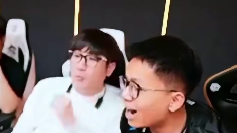 不愧是联盟断层狙击手，Doo连续两次完成离谱1V4残局，当场让念旧都直呼严查电脑 CFP