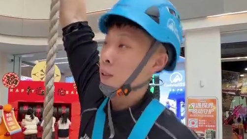 看着挺难，爬起来也不简单