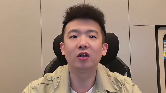 爆燃！国羽男团八强赛3-1力克中国台北 王正行横扫林俊易完成复仇，胡珂源/林祥毅绝境逆转，何济霆/任