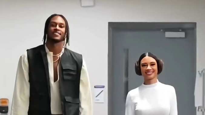 特纳连续三年秀星战Cosplay！