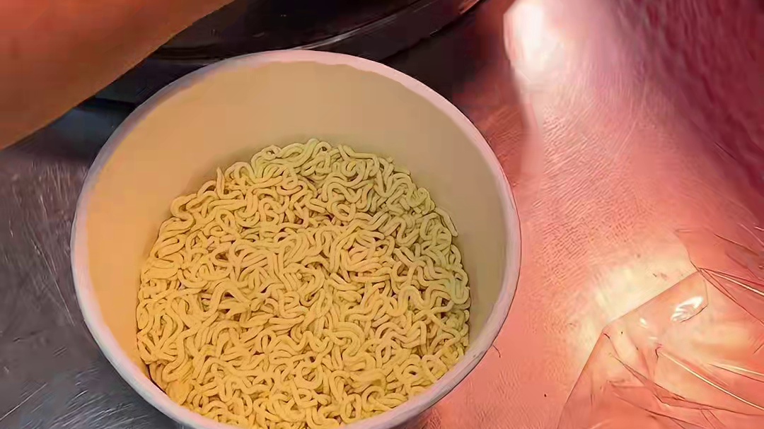 真·牛肉面！这个肉量够某师傅500份了