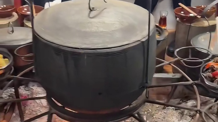 中间缺个烧烤网！