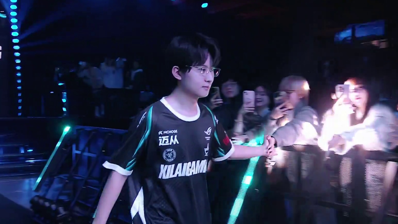 XLG vs BLG！出场仪式！！！