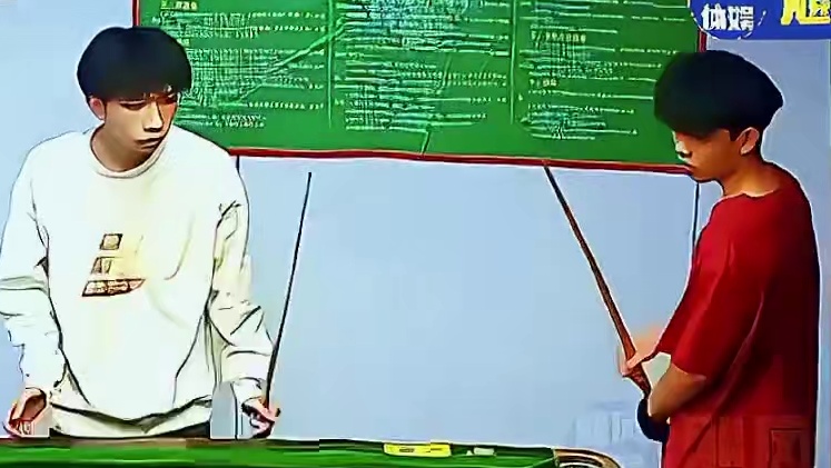 陈强只是怼了一下球台，竟然当场和对手飙起了新疆舞