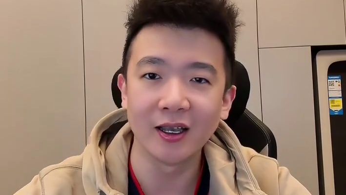 让二追三！国羽男团半决赛绝境翻盘韩国 当大比分0-2落后，所有人都以为结局已定。但属于中国羽毛球队的