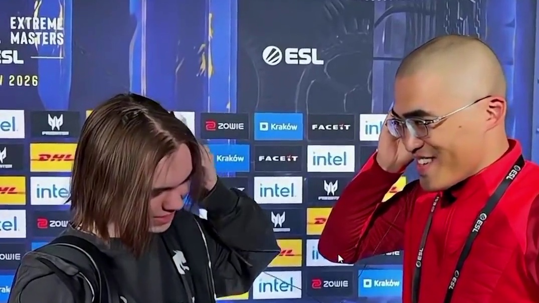 跟donk连上麦了嘿嘿嘿嘿