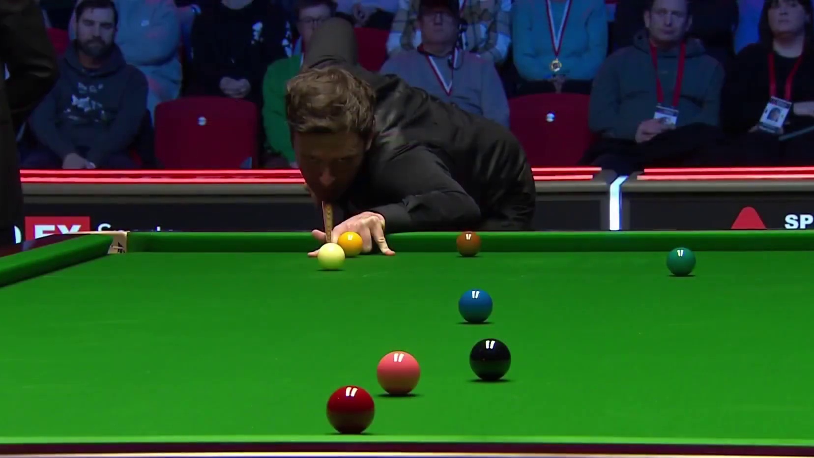 丁俊晖经典名场面，8杆斯诺克追18分！对手欲哭无泪！