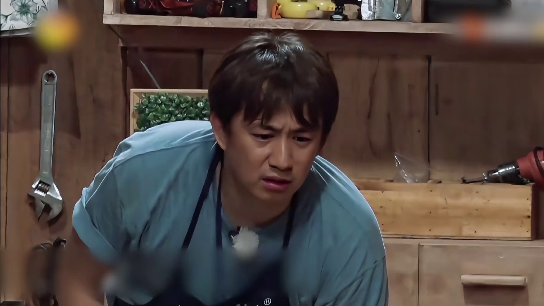 八大名菜之炭黑烤鸡，李维嘉闭眼硬夸