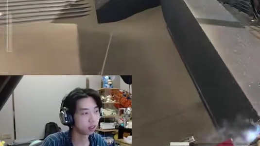 XDD被老婆多次误解爆发委屈落泪！大红高爆局机器人呼吸机！ 拿机甲和事佬鲨鱼发力夫妻苦命鸳鸯双双迷失