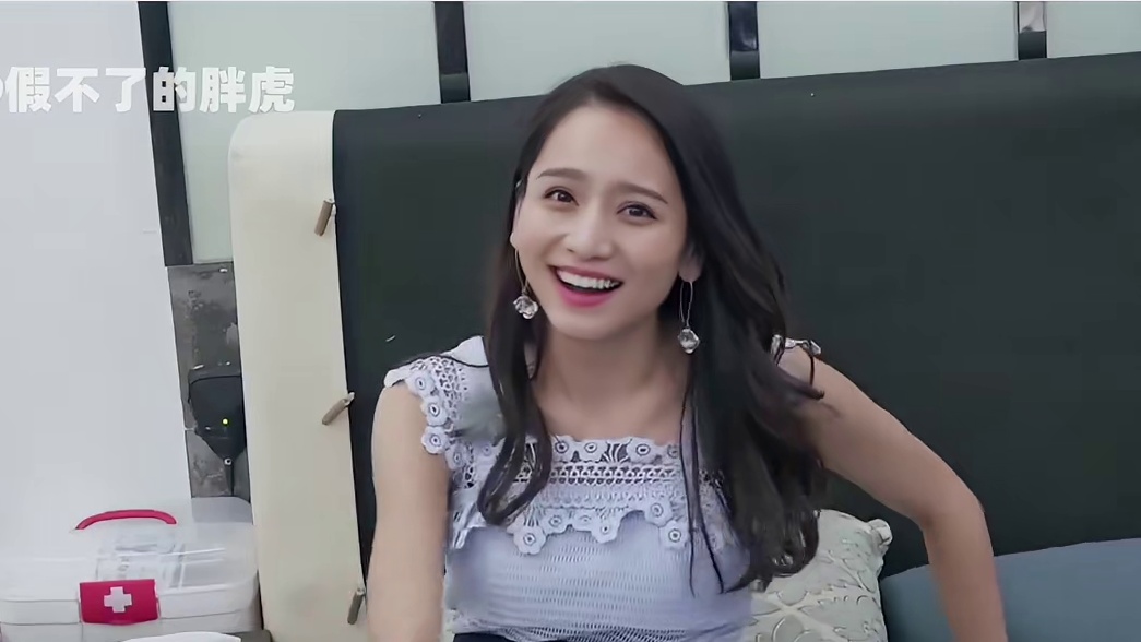 恋综最惨女神天花板，奇葩男人都爱她！