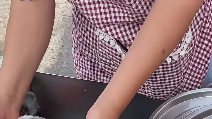 街边香草鸡、29一个、软软Q弹特别入味，一碰就瞬间脱骨的