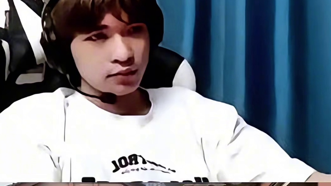 双视角回顾亚一表哥和蛋单挑对枪 这身法对面视角下太恐怖了