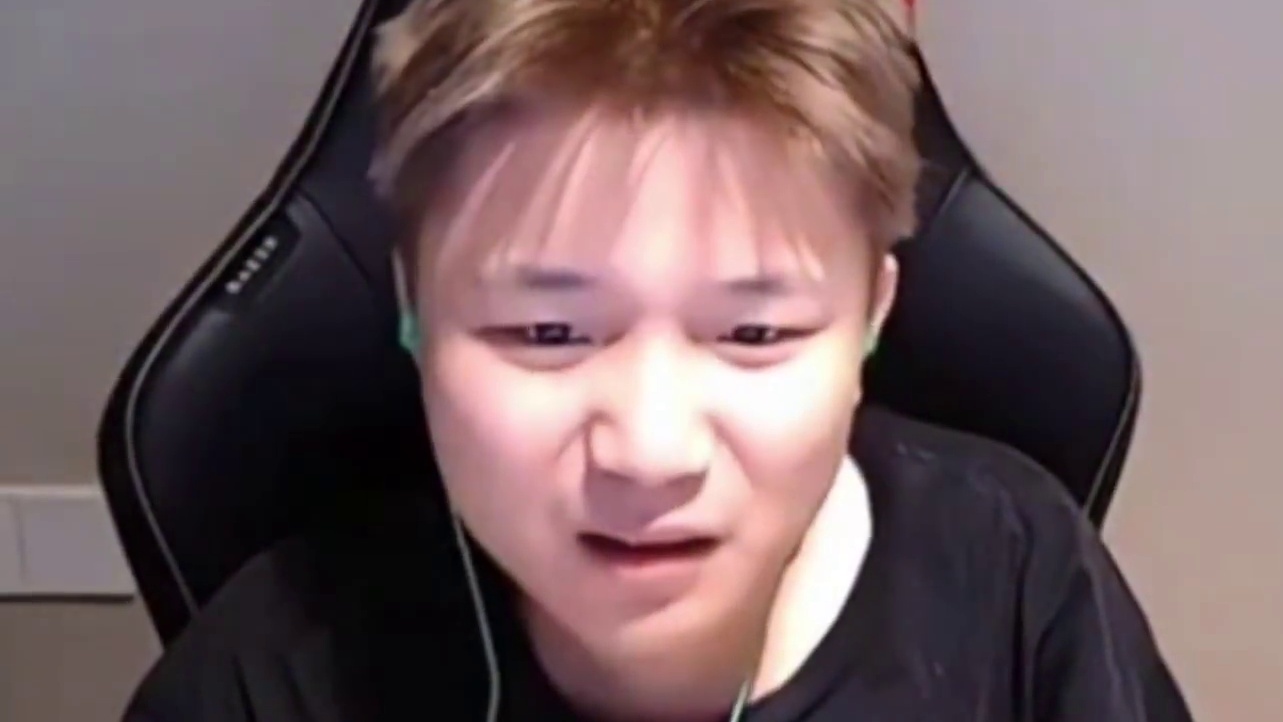 “瓦批里面我就认你康哥，时间会给出答案”