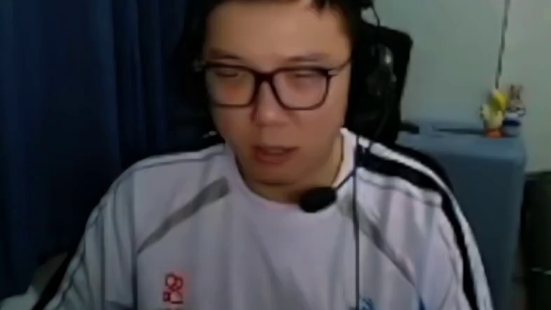 大米个人认为嘉宝没有欧欧硬，AG强在心态临场和残局，联盟第一狙是doo果子第二