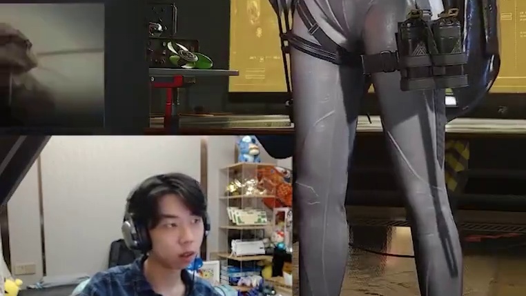 XDD单人护航史森明,史森明早有耳闻鬼手吃枪压力大闷了！ XDD倒地史森明单人灭队你真会啊？一个瘸腿