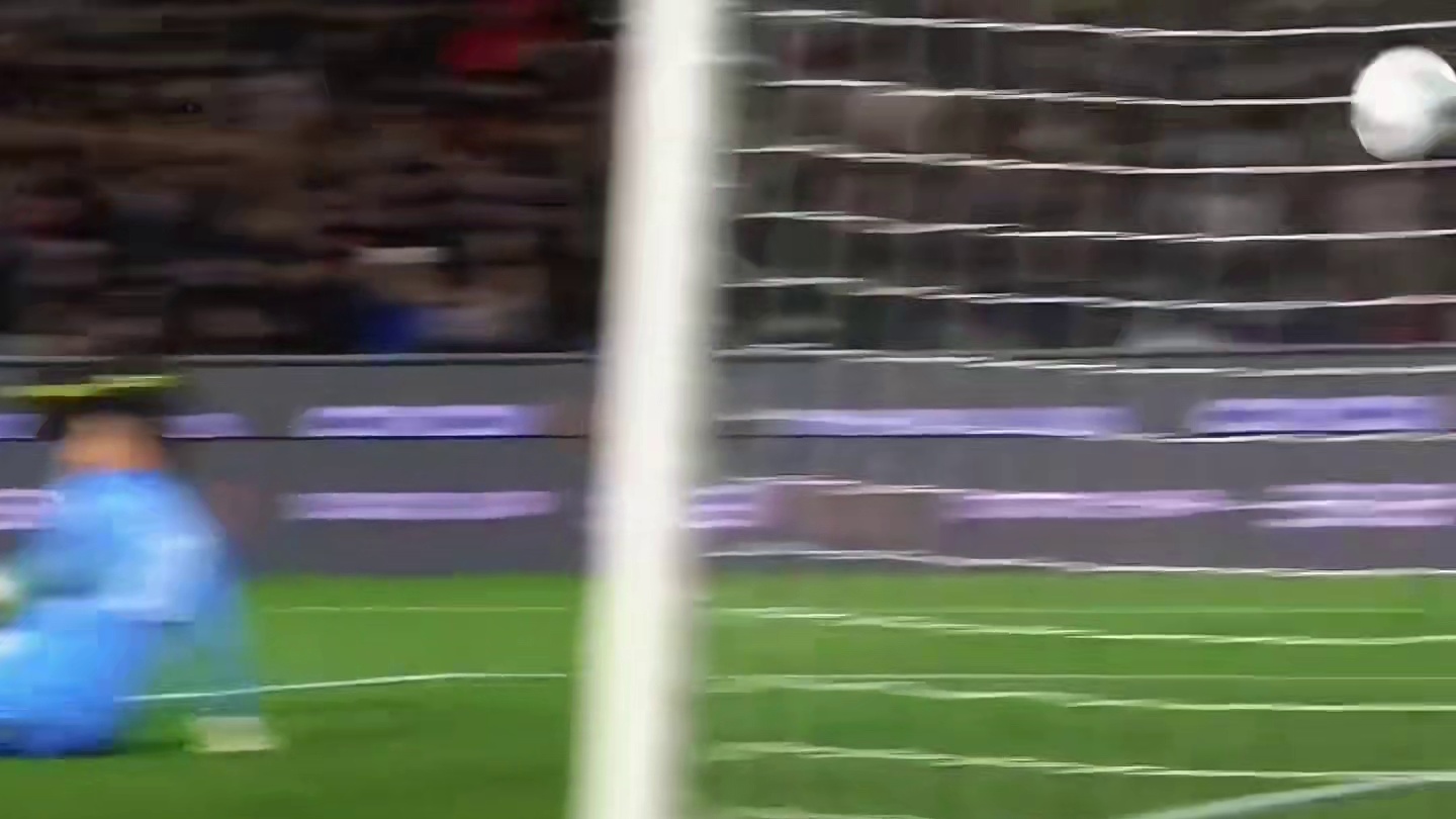 “莫德里奇绝杀，AC米兰2比1比萨”