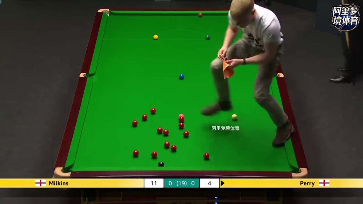 世锦赛突发事件，过程让人目瞪口呆