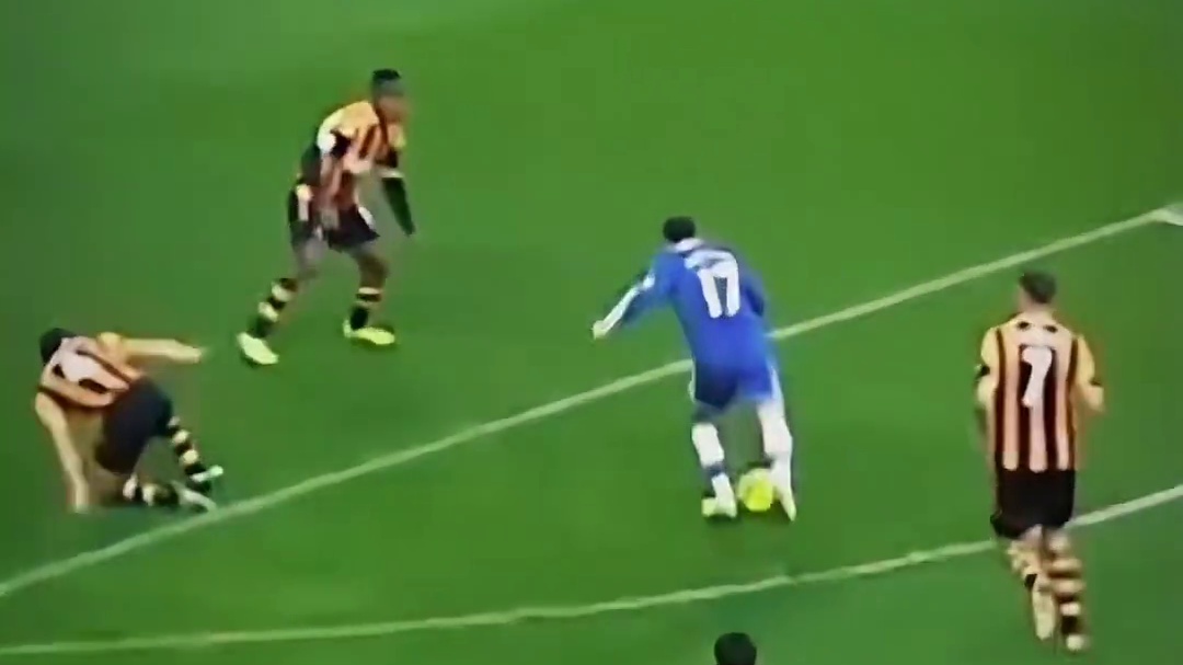 人对就行了呀，曲都无所谓