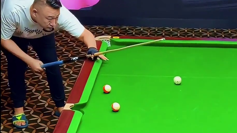 先吹牛 再打球 花枪王差点儿把台球戒了 一杆清台佟璐