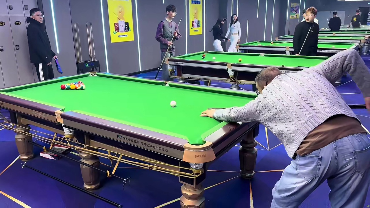 三角框这个炸球你给打几分