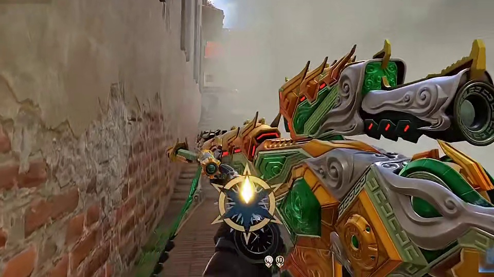 狙击枪切换副武器，近战自保有策略