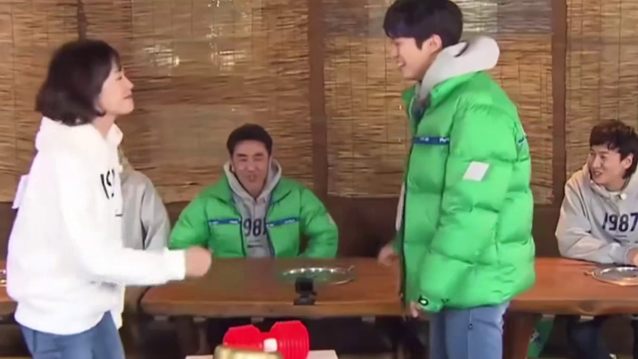 爆笑刘李肮脏对决_2