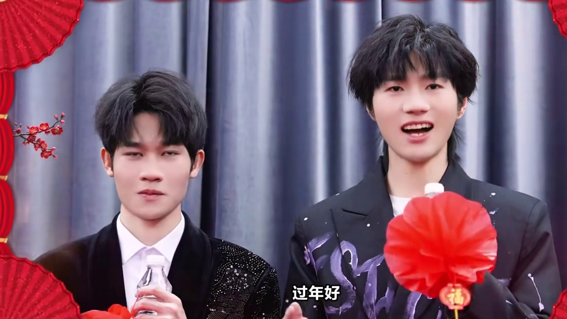 一年一度的新春特别栏目《艾斯联赛访谈》回归上线啦！特派员RSG.风仔、狼队.宁清 再营业，带你回顾年