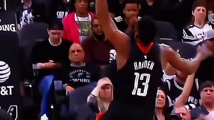 裁判判罚欠妥，哈登已着眼新得分方式