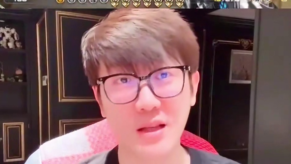 白鲨讲述xiaoxiao不打比赛原因，直言浩南都不敢这么说话！